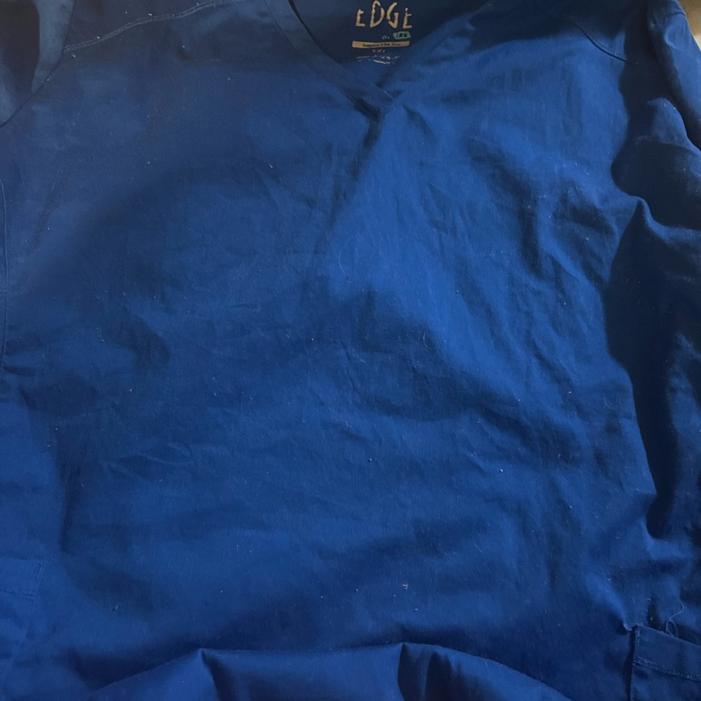 Scrub top